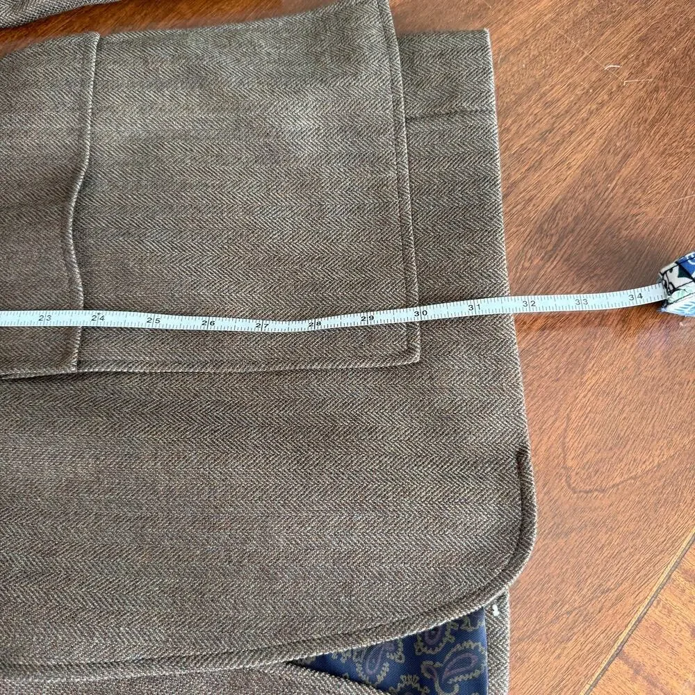 Turnbury Brown Herringbone Wool Casual Sport Coat - NWT - Size Large